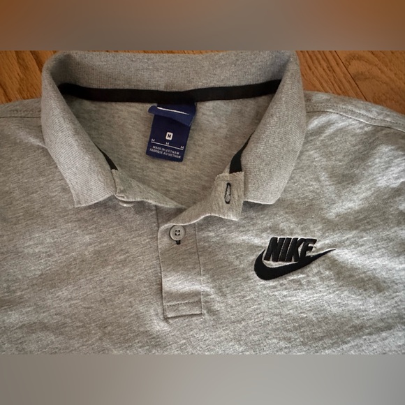 Nike Men's Gray Polo Shirt - Picture 3 of 4